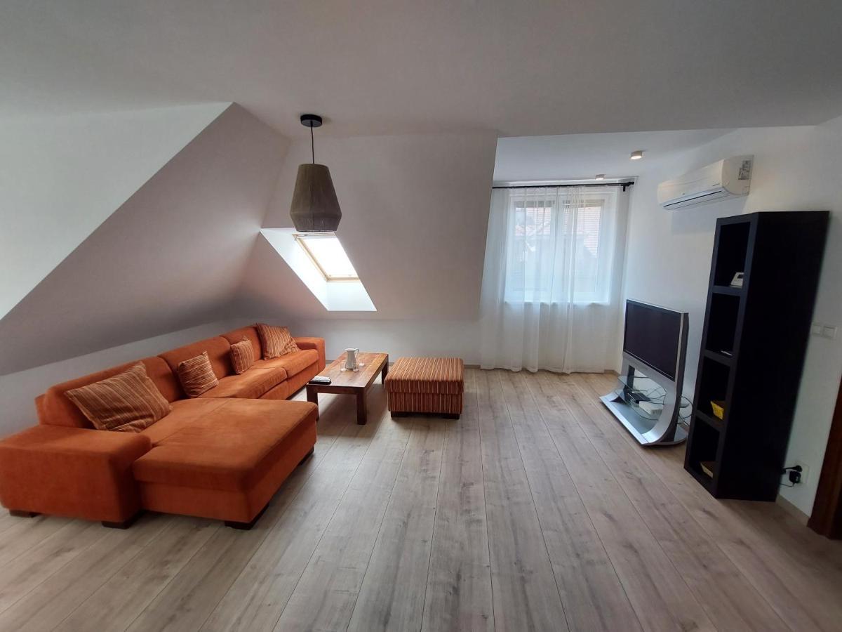 Utulny Apartman V Bratislava 4 Eksteriør billede