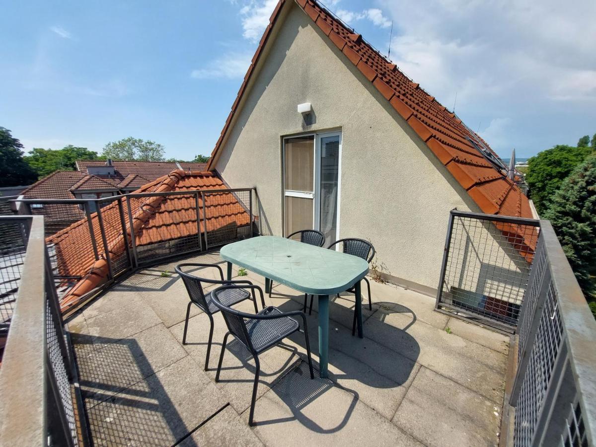 Utulny Apartman V Bratislava 4 Eksteriør billede